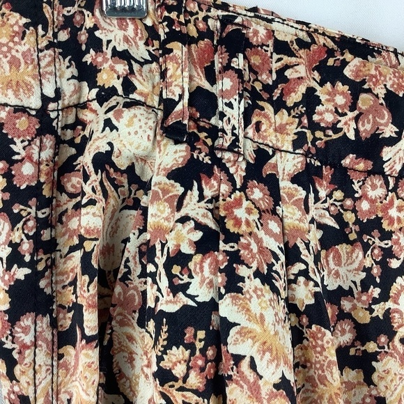 Anthropologie Diandra Floral Pleated Joggers - Picture 7 of 8